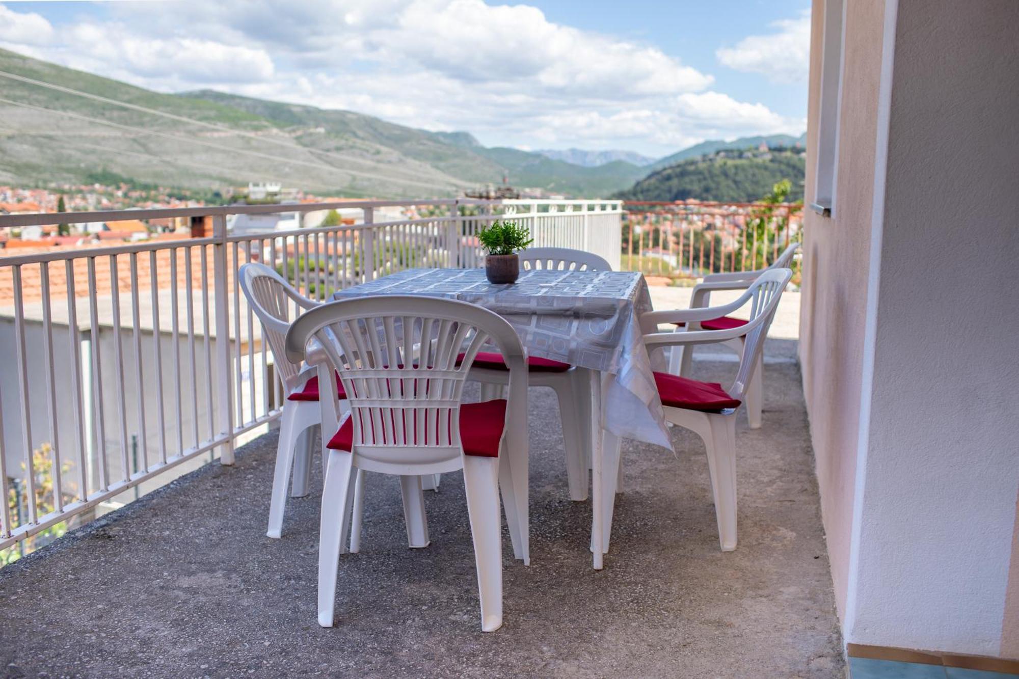 Relax Trebinje Apartment Exterior foto